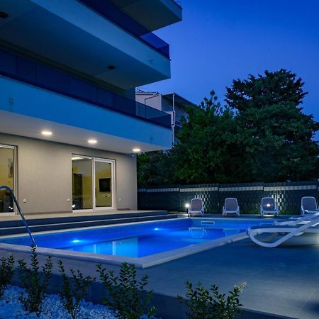 Seka Apartments With A Pool Kaštela Kültér fotó